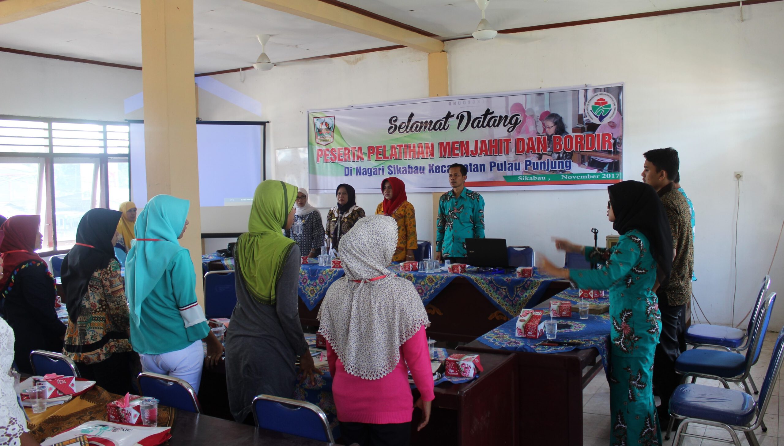 Selamat Datang Peserta Pelatihan Menjahit dan Bordir Nagari Sikabau Kecamatan Pulau Punjung Kabupaten Dharmasraya
